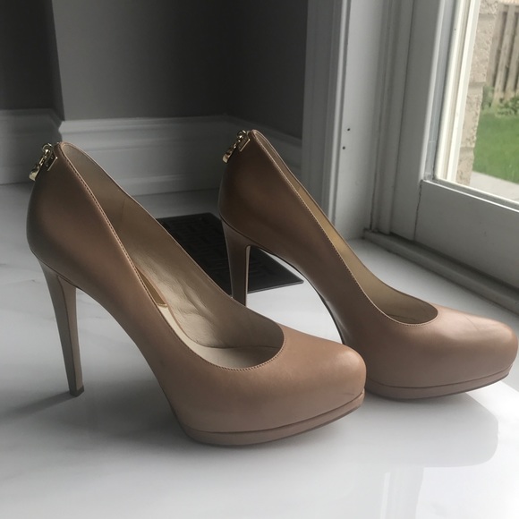 Michael Kors heels - Picture 1 of 5